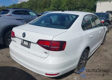 2017 Volkswagen Jetta 1.4T Se z USA, uszkodzony, nr VIN 3VWDB7AJ6HM413266